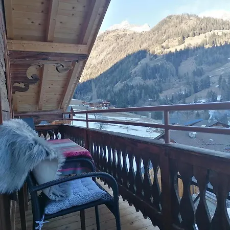 Ferienwohnung Entstrasser Apartment Virgen